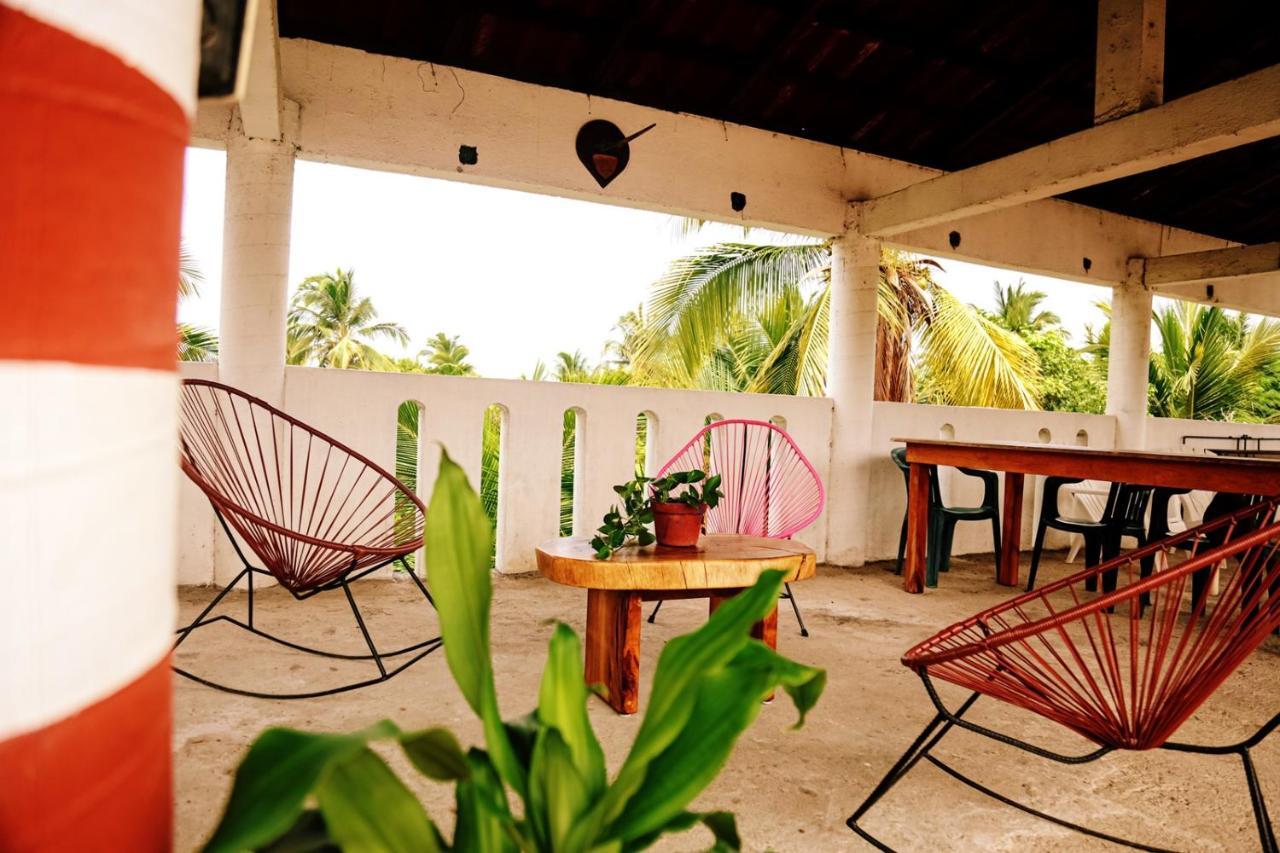 Hotel Yurimar ปูแอร์โตเอสกอนดิโด ภายนอก รูปภาพ